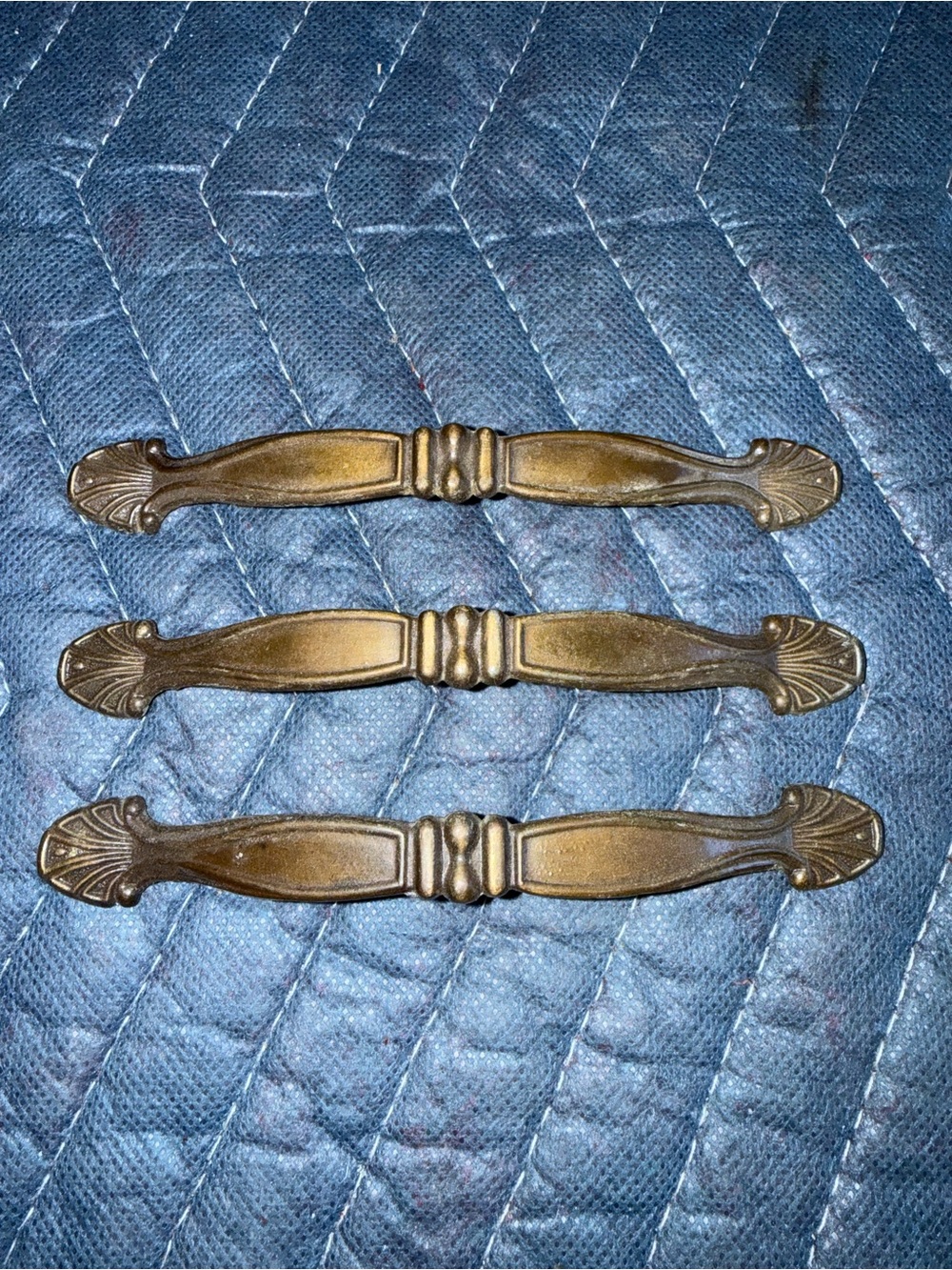 Antique-Style Brass Cabinet Pulls - Set of 3